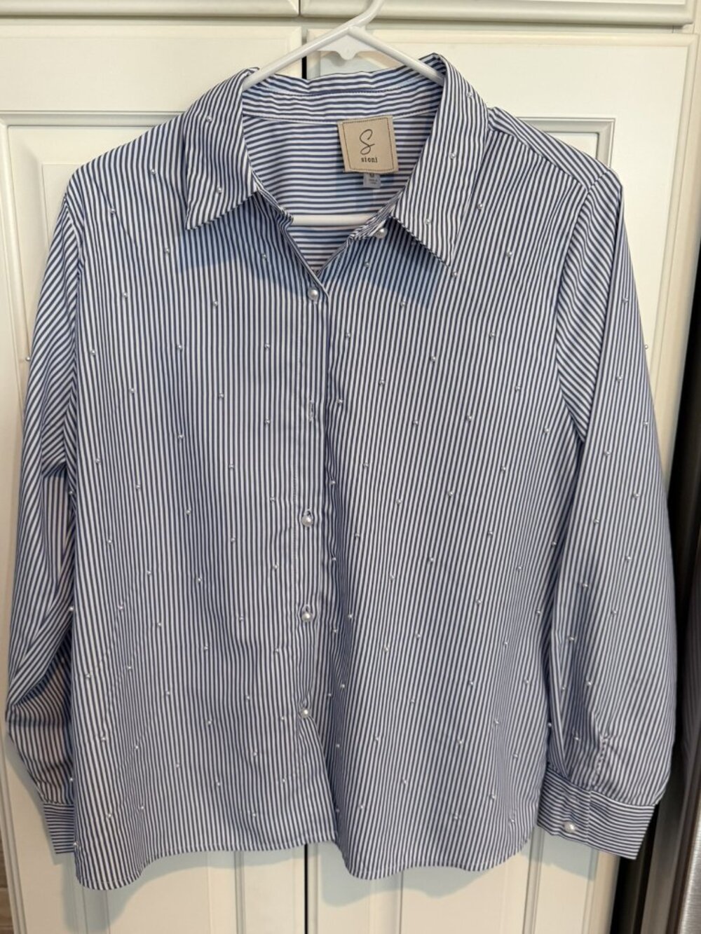 Women's long sleeve blouse - Blue and white stripes w/ faux pearl accents size M